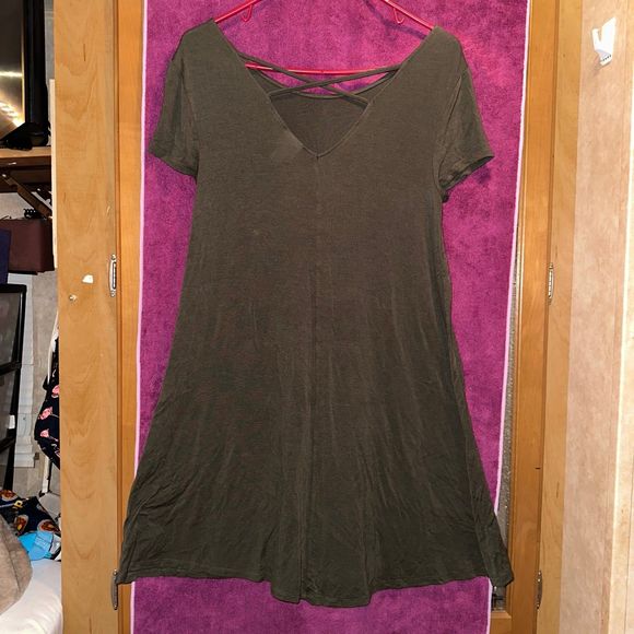 Green Piko Style Dress - Picture 3 of 4